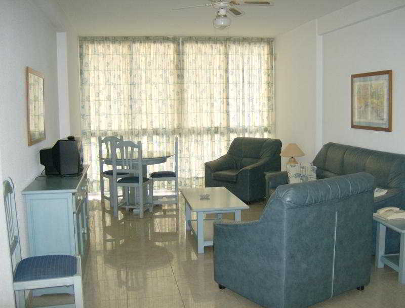 Apartamentos El Velero トレモリノス エクステリア 写真